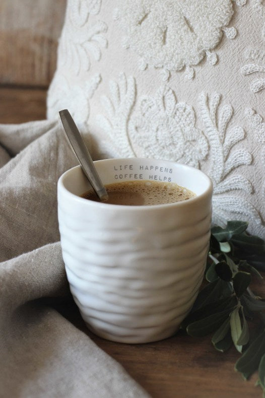 Kaffemugg Life Happens Coffee Helps