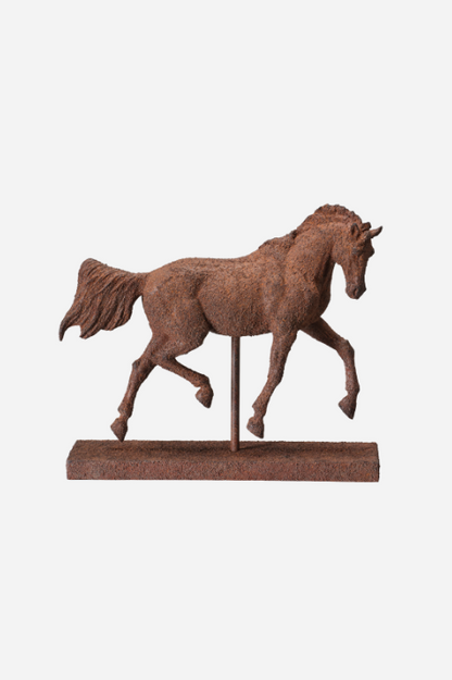 Hästfigur i rostfärg – 31 cm
